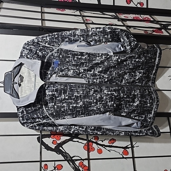 The North Face Graphic Design Zip Jacket Size Large - Picture 6 of 8